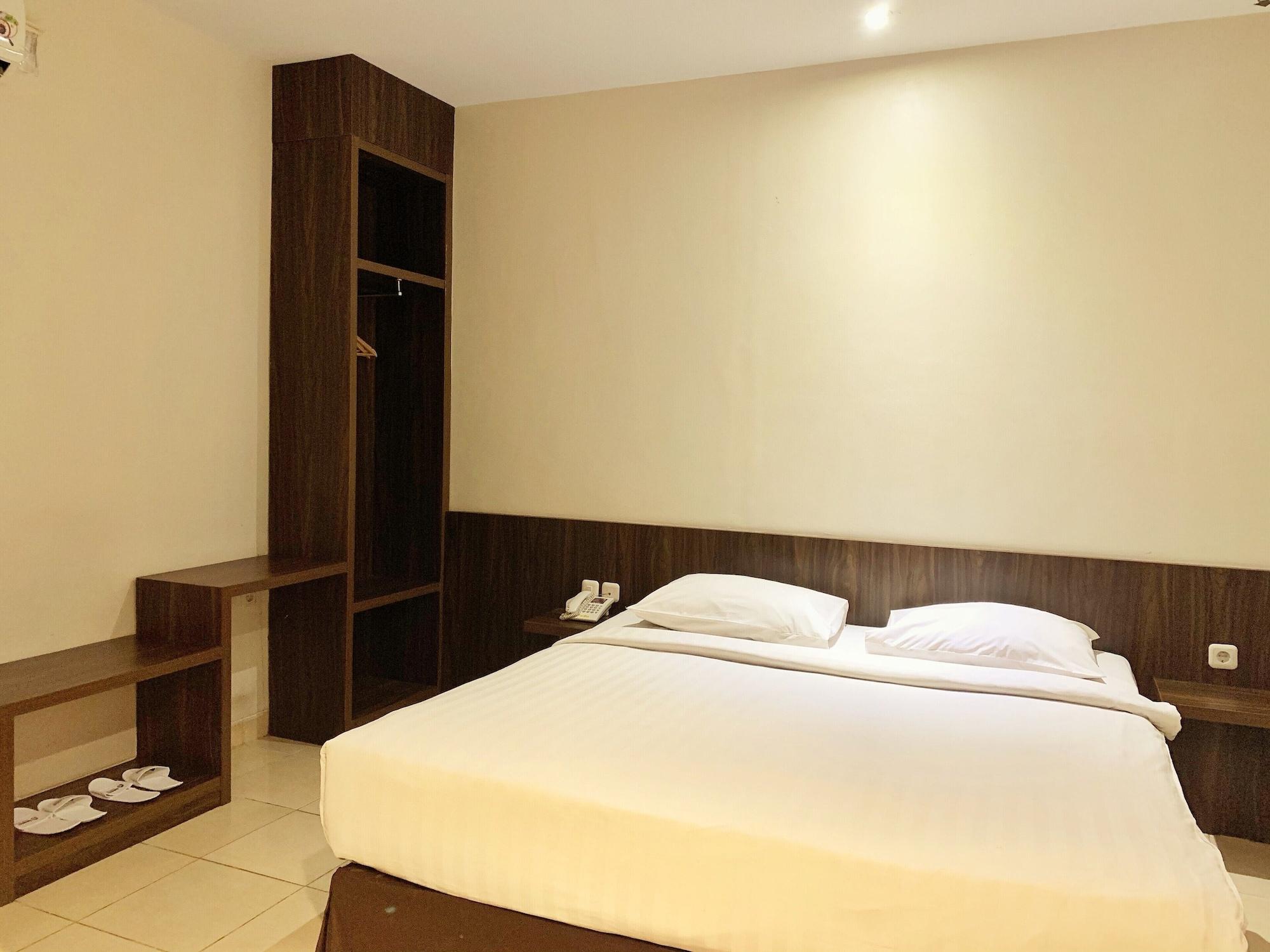 Ameera Hotel Пеканбару Екстер'єр фото