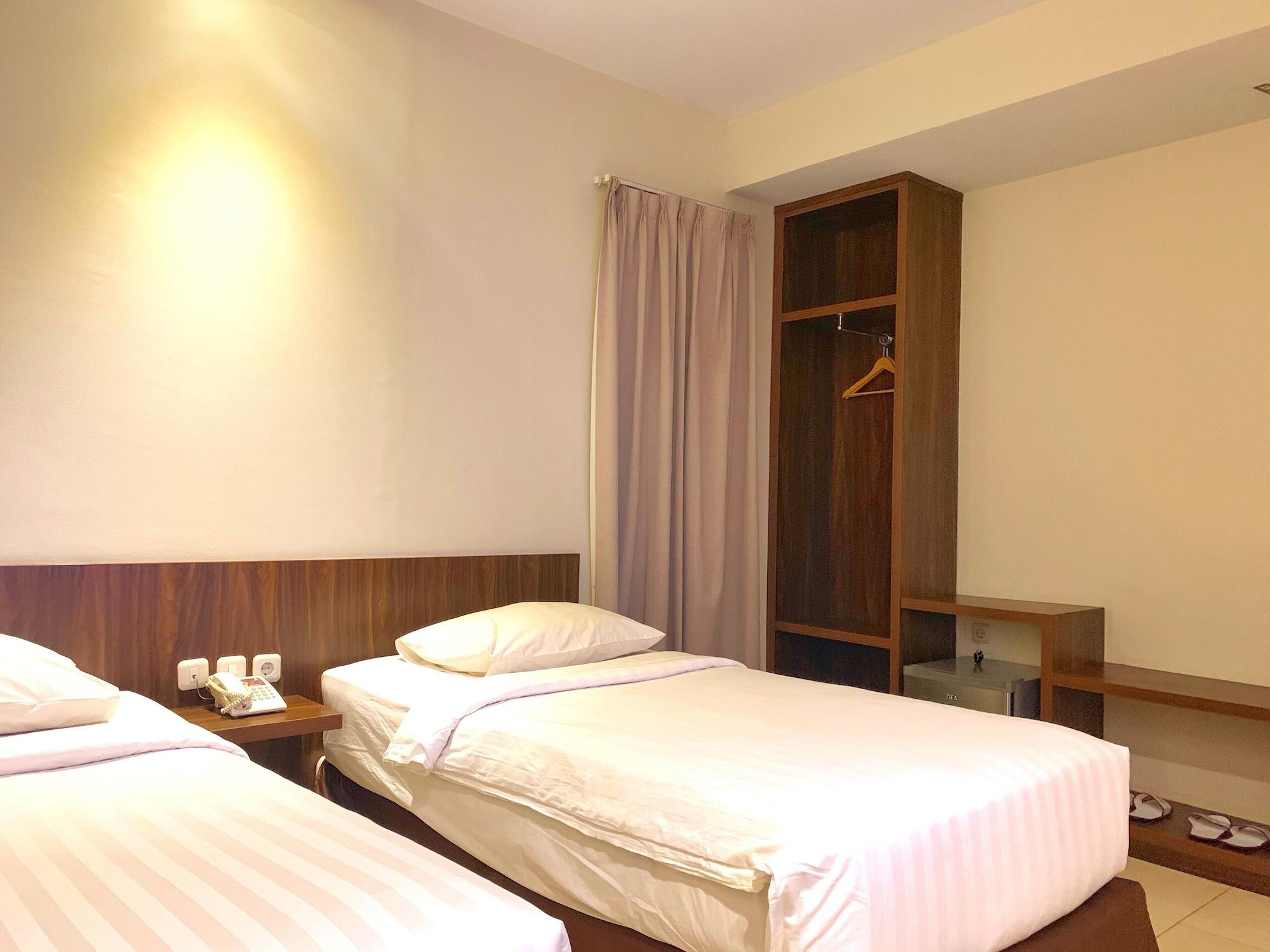 Ameera Hotel Пеканбару Екстер'єр фото