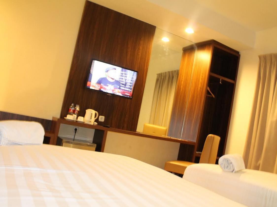 Ameera Hotel Пеканбару Екстер'єр фото